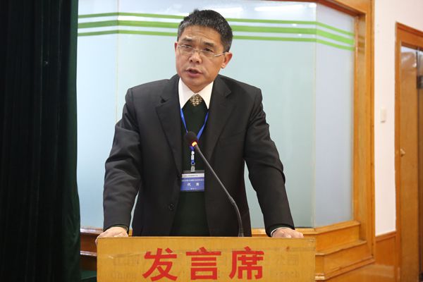 圖片五：尹東輝作工會工作報告.jpg